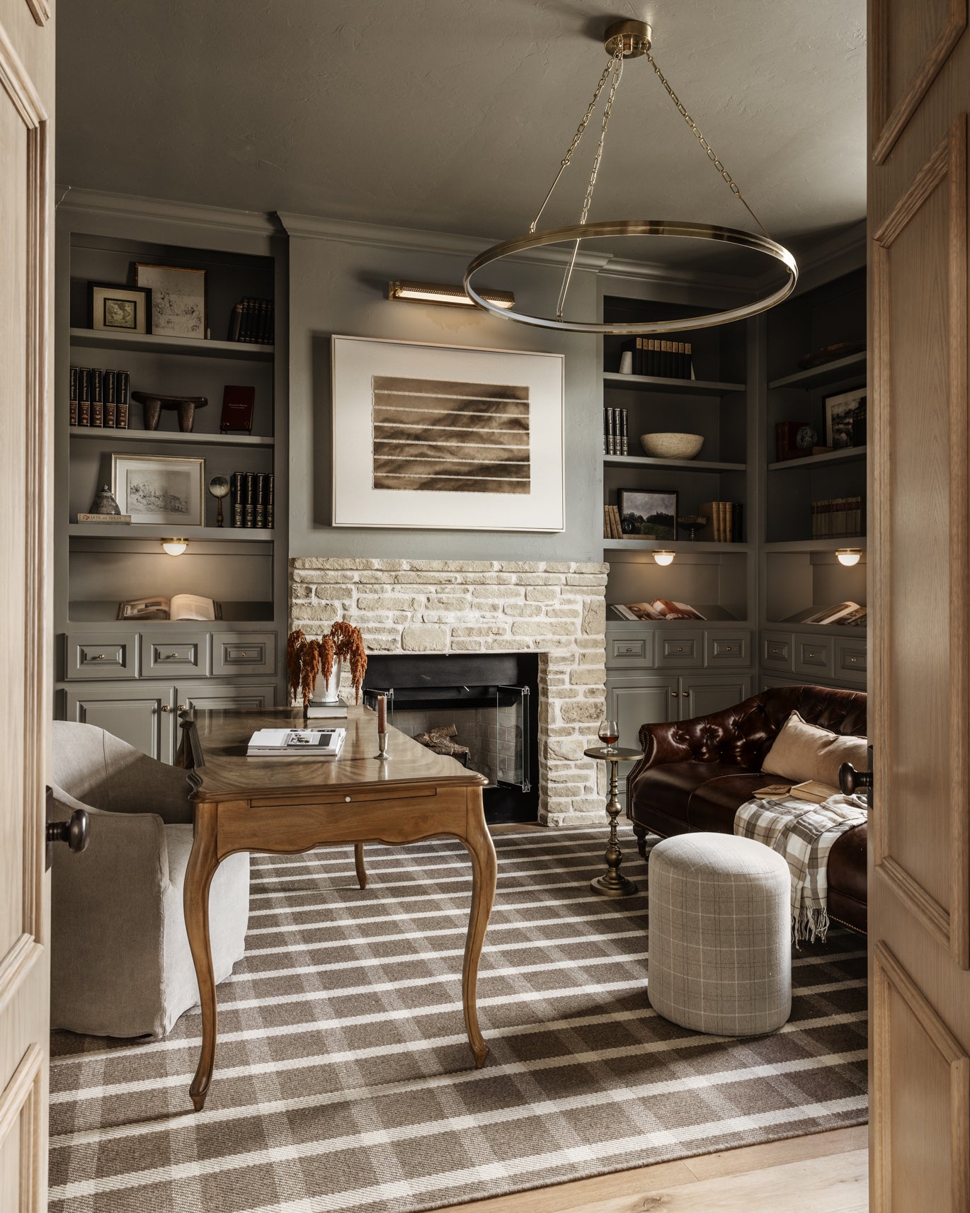 Magnifying Glass on Stand