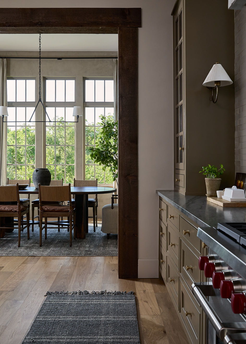 Ovilla Oval Dining Table
